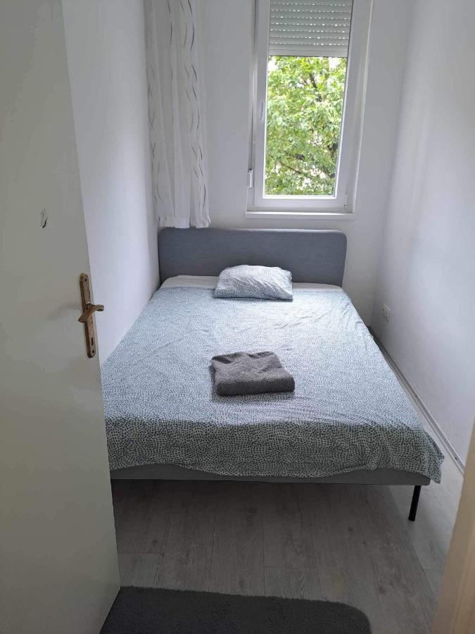 Central Apartment With Balcony Near Castle Hill Budapest Luaran gambar